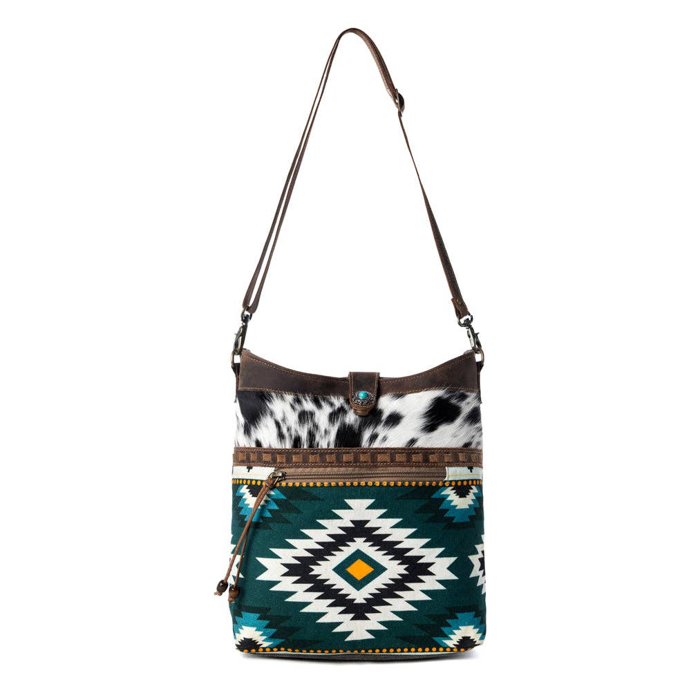 Wovenstone Western shoulder Bag for Women in green with Aztec detail: Green