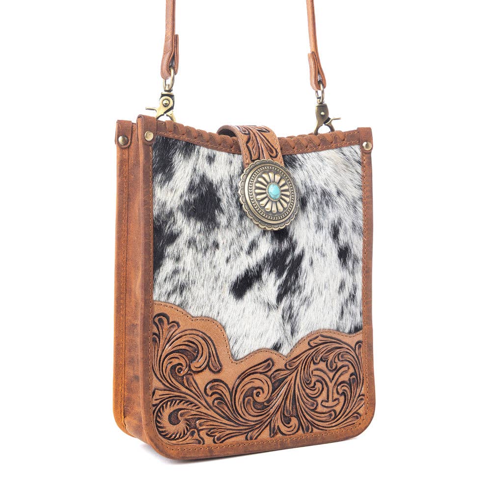 Yellowstone Snowfield Handtooled Bag in Cream Auburn