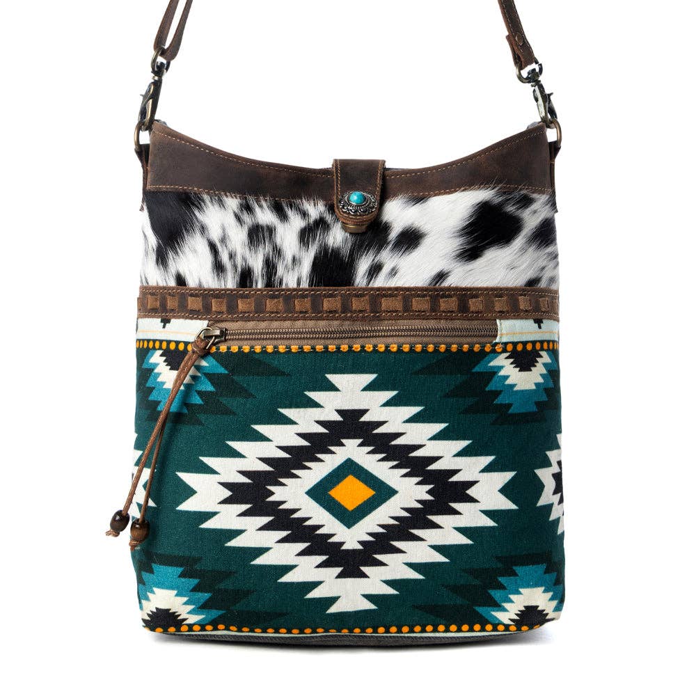 Wovenstone Western shoulder Bag for Women in green with Aztec detail: Green