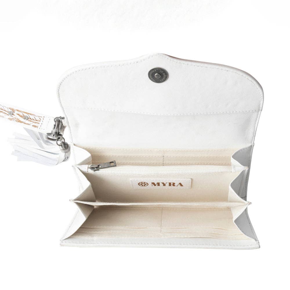 Sparkling Desert Moon Luxe Wallet In Chocolate White: Chocolate White / Single