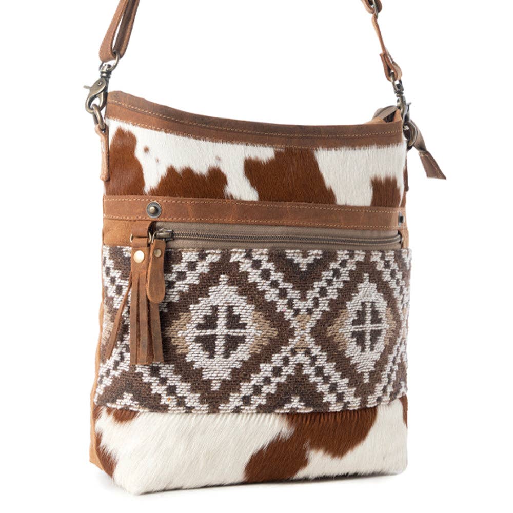 Diamondback Trail Western Shoulder Bag for Women in Brown with Rug details